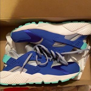 Women’s Nike air huarache run